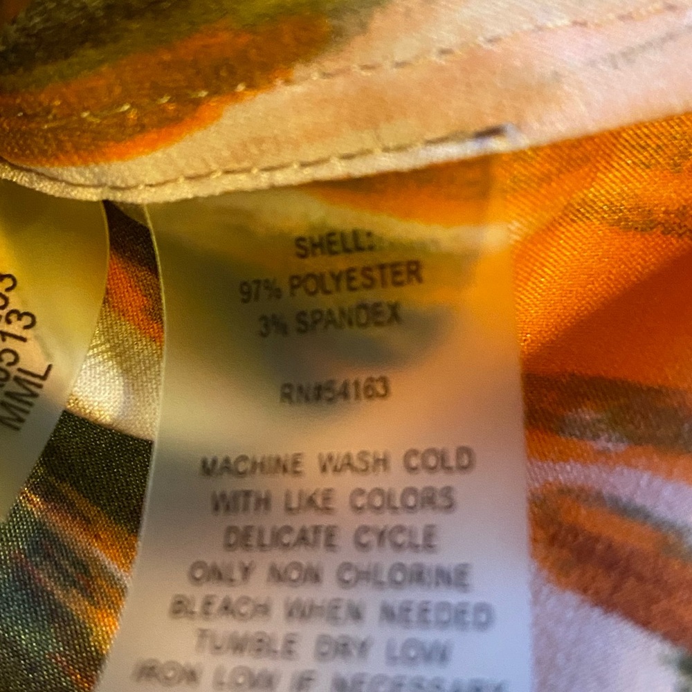 Calvin Klein Multicolored Abstract Print Tab Slee… - image 8